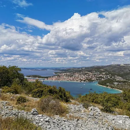 Kır Evi Robinzonski Smjestaj Tiha Draga