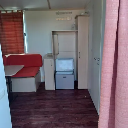 Kır Evi Robinzonski Smjestaj Tiha Draga Primošten