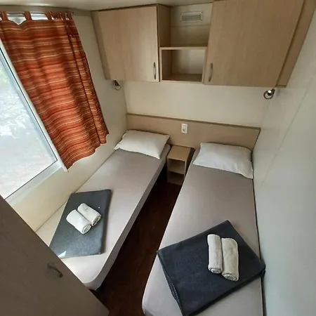 Kır Evi Robinzonski Smjestaj Tiha Draga
